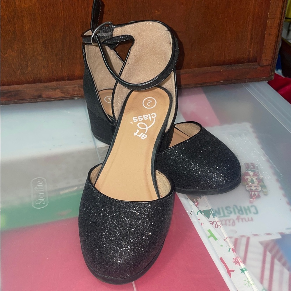 Art Class Glittery Black Dress Shoes